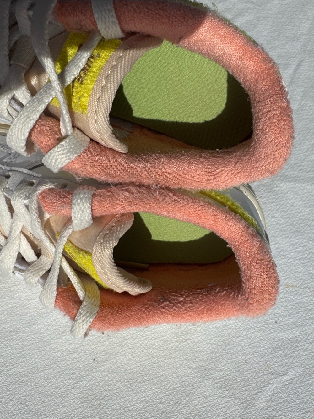 Nike Kids White Sneakers with Yellow Swoosh and Pink Collar - Picture 5 of 8